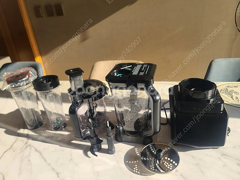 닌자 진공블렌더 CT670VKR--2