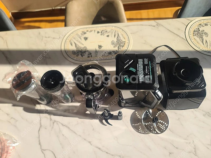 닌자 진공블렌더 CT670VKR--3