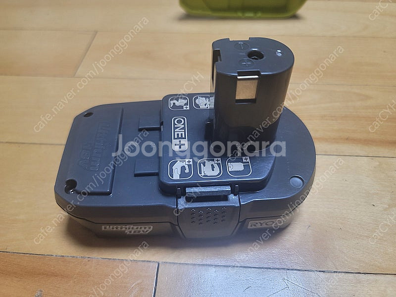 료비(ryobi) 18v 전동드릴, 원형톱 세트--2