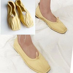 셔링 노랑색 플랫슈즈 235