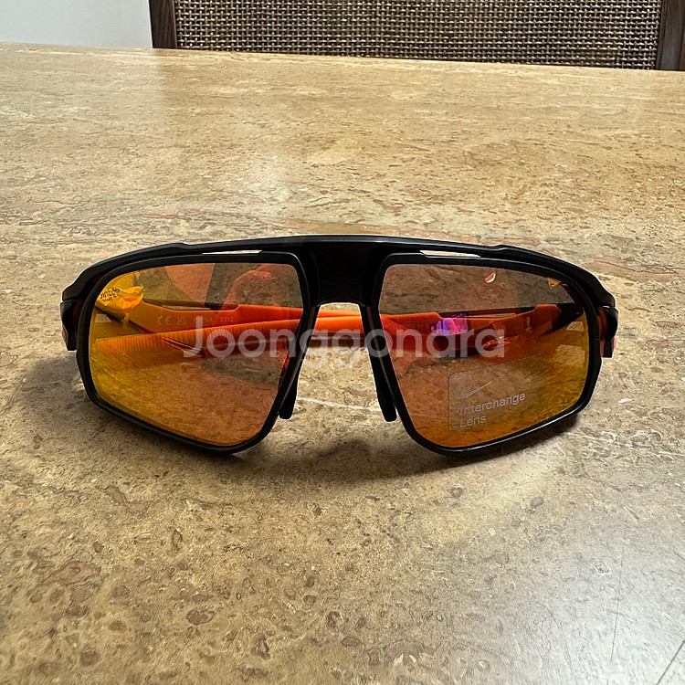 나이키 러닝 선글라스 새상품 (디스트릭트비전 오클리 100% 하이퍼크래프트 취향)--2