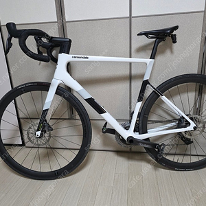 캐논데일 슈퍼식스에보 로드