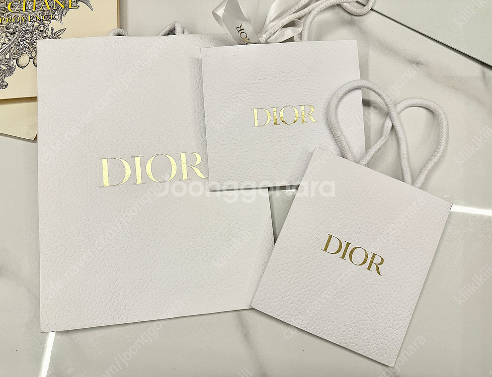 명품 쇼핑백 판매합니다 :) 루이비통 쇼핑백, 박스, 디올 쇼핑백, 샤넬, 버버리, sk2, 티파니, 롱샴, 불가리...--7