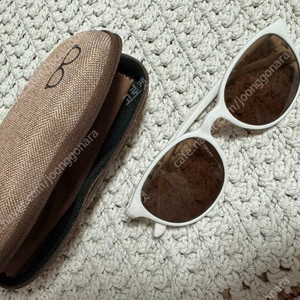 이효리 선글라스 화이트 뿔테 갈색렌즈 새상품