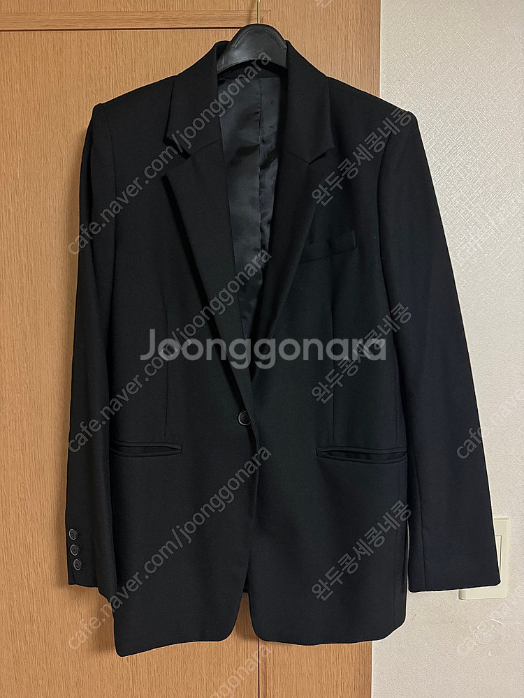 닐바이피 검정 자켓--0