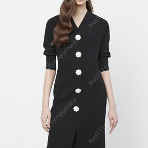 MICHAA 미샤 V-neck Flower Button Dress 원피스 55사이즈