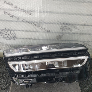 GV70 LED헤드라이트, 전조등 조수석(92102-AR000) 팝니다.