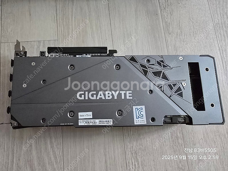 기가바이트 라데온 RX 6800 16g--5