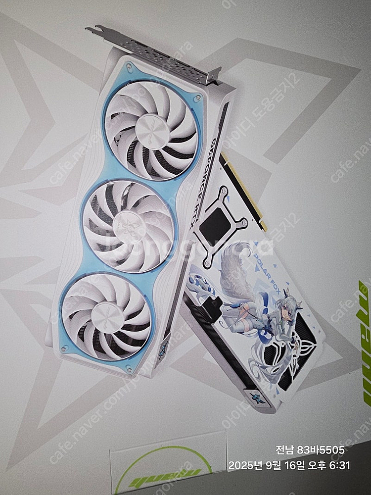 만리 rtx 5070 폴라폭스 Polar Fox 미개봉--0