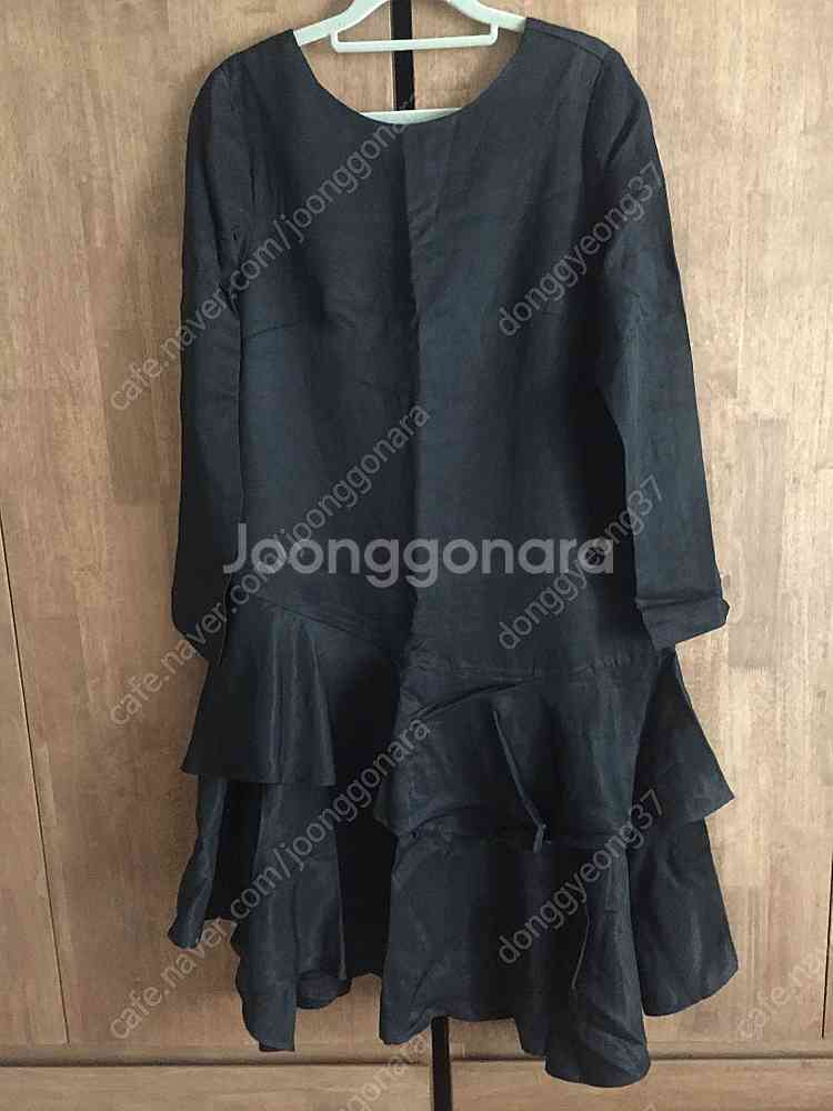 (새상품)(미착용)(선물용)(정품) 블랙 원피스--2