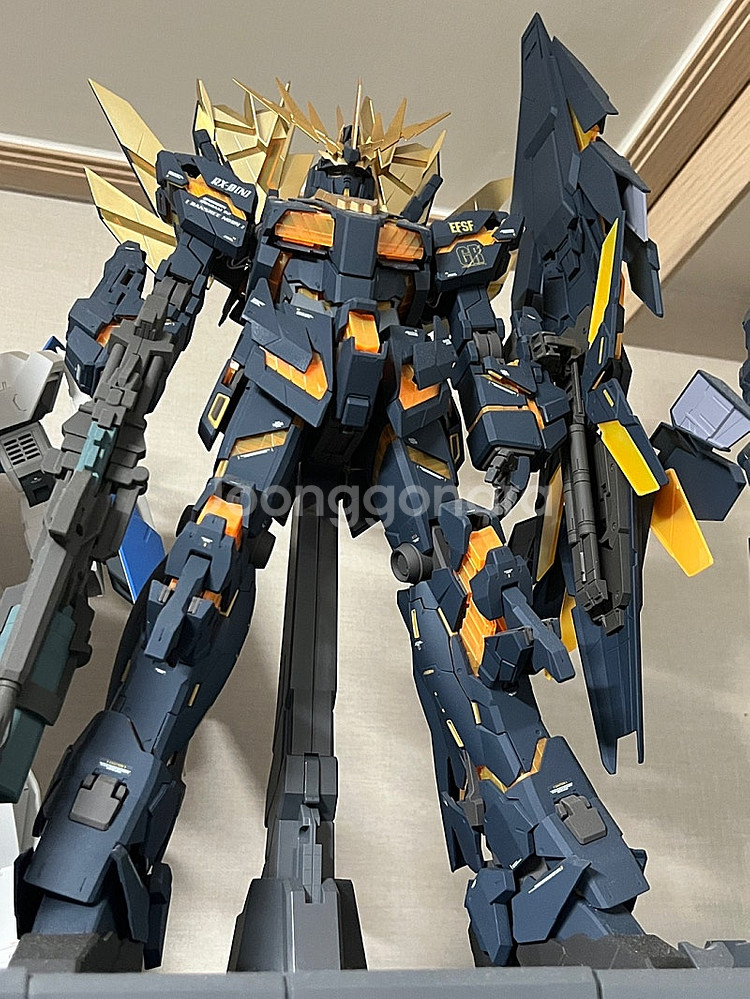 반다이 PG 유니콘건담 2호기 밴시 노른 (완성) 팝니다.--0