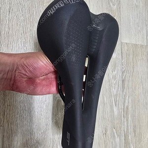 셀레 ST3안장 안장통없는 쿠션빵빵한안장