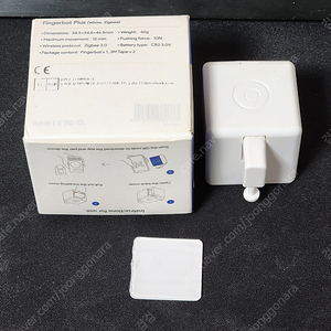 핑거봇(전등 꺼주는 로봇, iot, 지그비, zigbee, 건전지 타입)