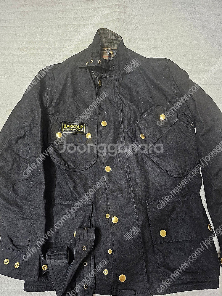 바버 인터네셔널 a7 왁스 자켓 판매합니다--5