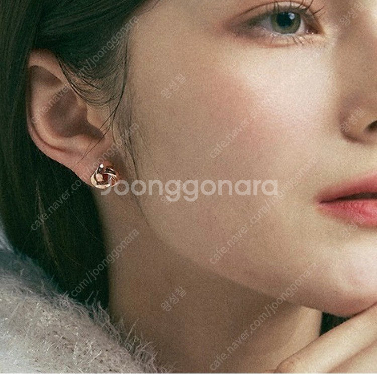 새상품) 다나버튼 로즈골드 귀걸이--1