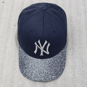 상태좋은 MLB 뉴욕양키스 반짝이 볼캡 프리