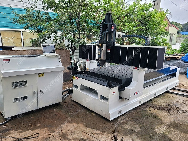 강력한 풀셋 4*8 ATC(툴6개) CNC 이미지