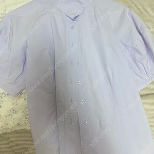 이슈넘버 연보라 퍼프 블라우스