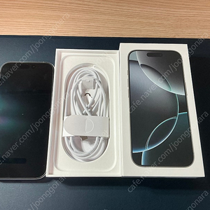 아이폰16프로 화이트티타늄 256GB 판매해요(애케플포함)