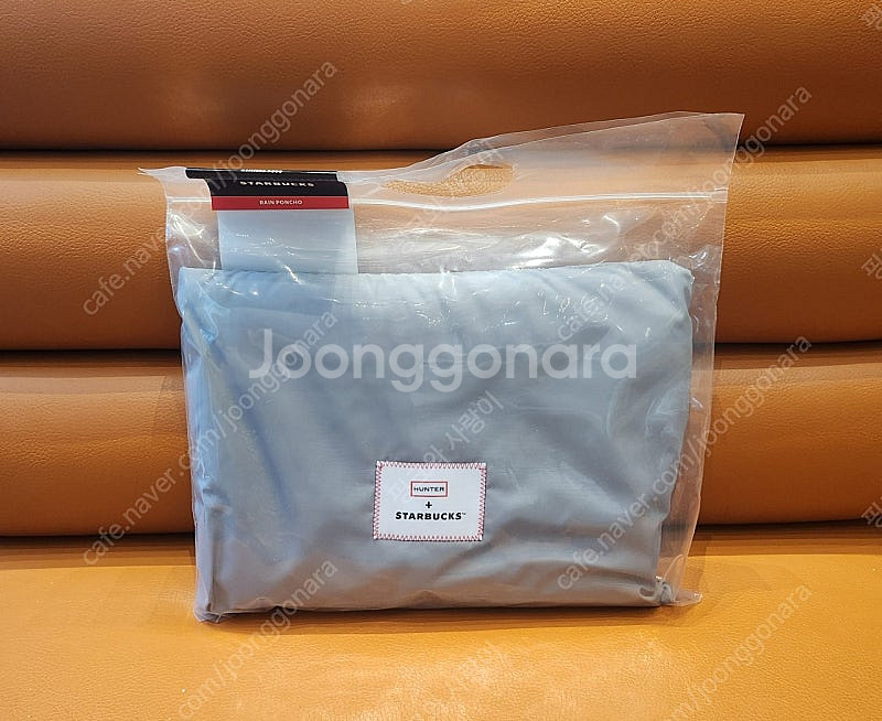스타벅스 × 헌터 콜라보 라이트 레인판초 그레이 미개봉 새상품--1