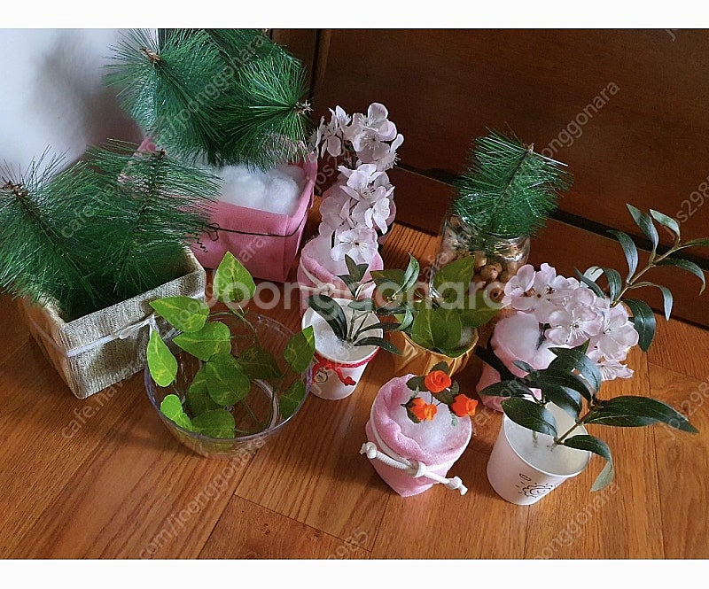소품인테리어로쓰실분조화12개합아주저렴하게4천원환경이화사하게바뀜(수원)--1