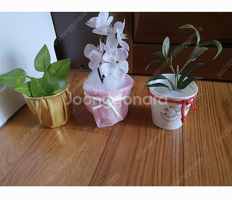 소품인테리어로쓰실분조화12개합아주저렴하게4천원환경이화사하게바뀜(수원)--8