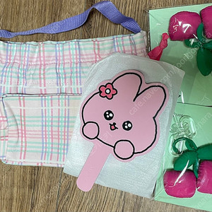 최고심 거울 , 에뛰드 체리 키링 , 투쿨포스쿨 체크 복조리 파우치 미개봉 새것