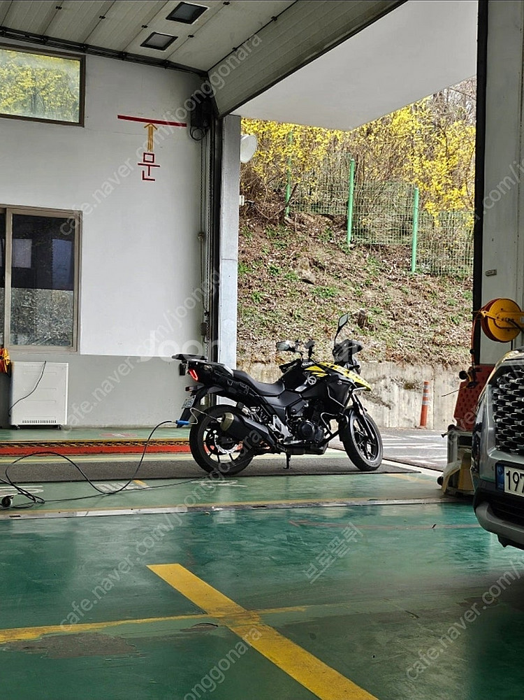 스즈키 브이스트롬250 1만키로대 오토바이--3