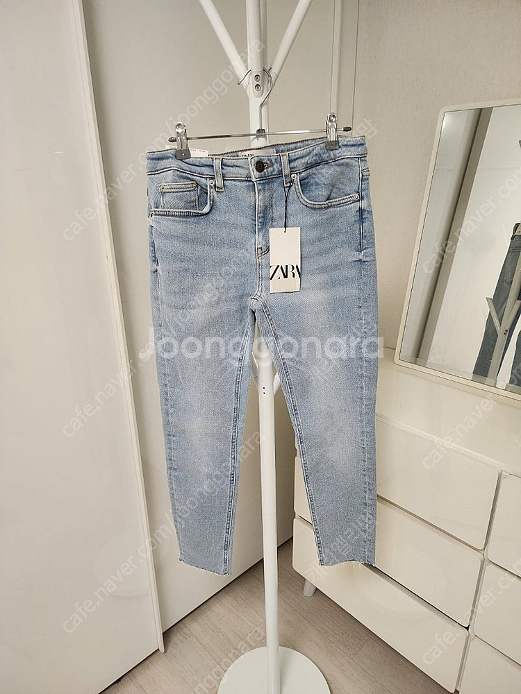 새상품 자라 청바지(정가59000원)--0