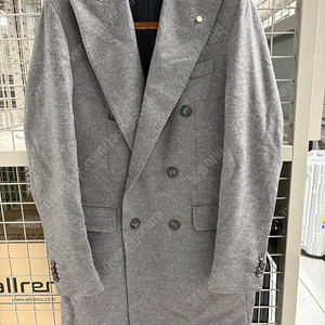 루이지 비앙키 만토바 더블코트 팝니다