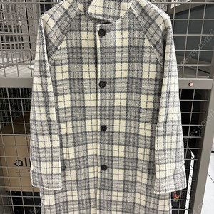 맨온더분 코트 팝니다