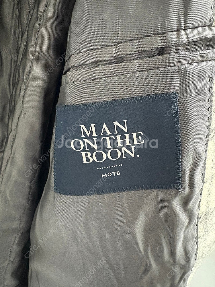 맨온더분 코트 팝니다--2