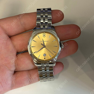 빅토리녹스 쿼츠 35mm 팝니다