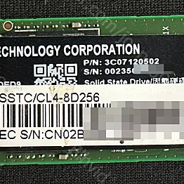 CL4-8D256 256GB M.2 NVMe SSD + PCIe x16 어댑터 팝니다.