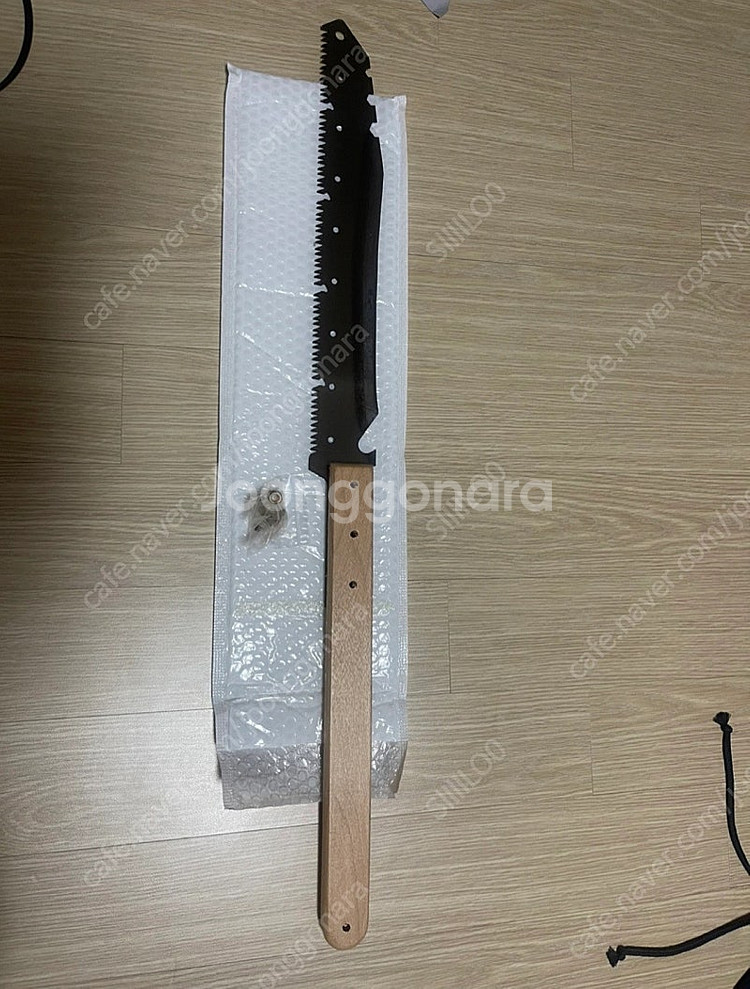 전지 나이프 톱 미사용 새제품 팝니다.--4