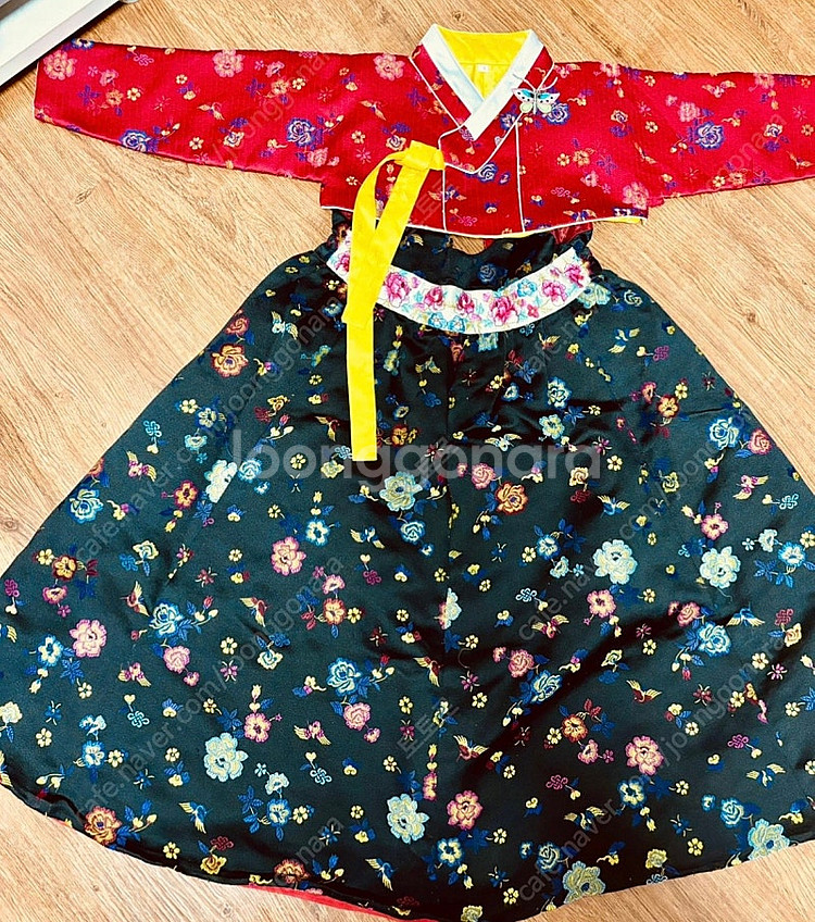 여아 한복 여러벌 팝니다(사이즈4~5)--0