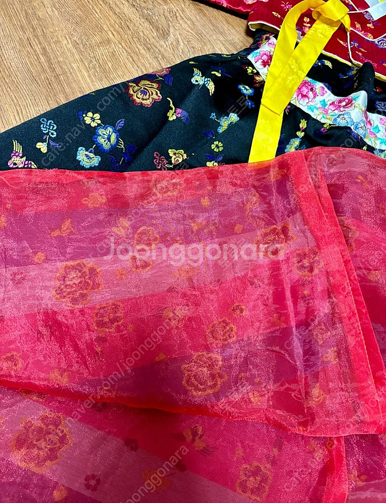 여아 한복 여러벌 팝니다(사이즈4~5)--2