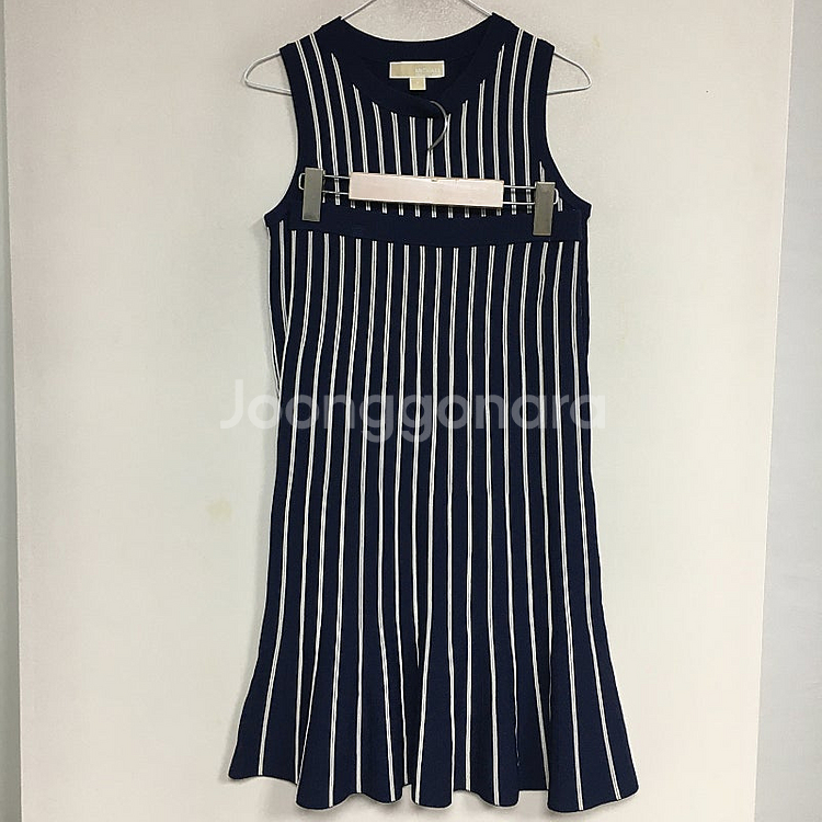 마이클코어스 스트라이프 탑 , 스커트 세트 S / 랑방 마인 오브제 타임 럭키슈에뜨 산드로 마쥬 오르 시에 시스템--2