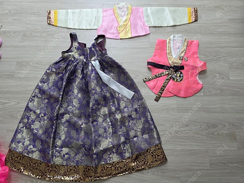 여아 한복(캉캉속치마+저고리+치마+배자+털조끼) 풀세트--2