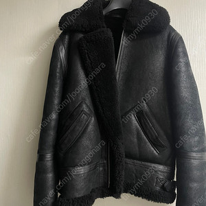 아크네 이안 무스탕 46