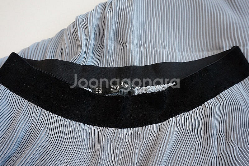 자라 여성 주름 와이드팬츠 m--2