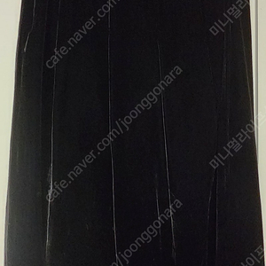 머스트비 벨벳스커트 66사이즈