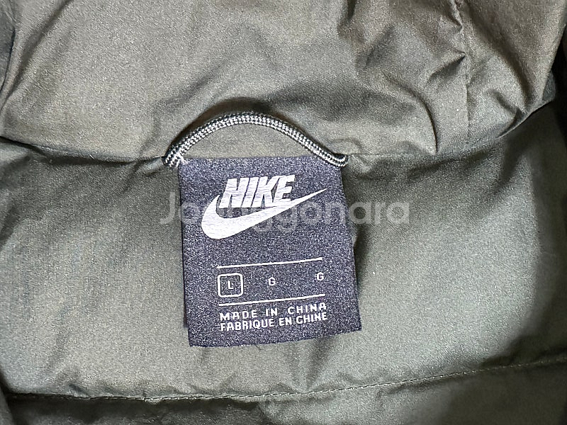 L 100-105 나이키 카포플라쥬 패딩--4