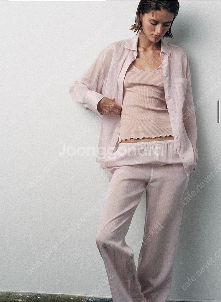 새상품 자라 스트라이프 파자마 셔츠 S사이즈 팝니다 9031/050--0