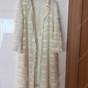 리틀블랙 레이스 롱 가디건 로브 코트 자켓 점퍼 휴양지 스카시 여행룩 타임마인