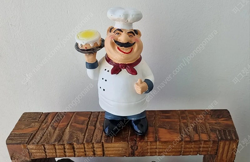 주방장 셰프 소품&장식품(케이크 들고있는 셰프) 주방 소품,장식품--2