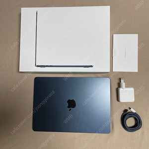 애플 맥북에어(Macbook Air) M3 (보증25년12월 / GPU 10코어 고급형 / 512기가 /13.6인치) 미드나이트 택포 안전결제
