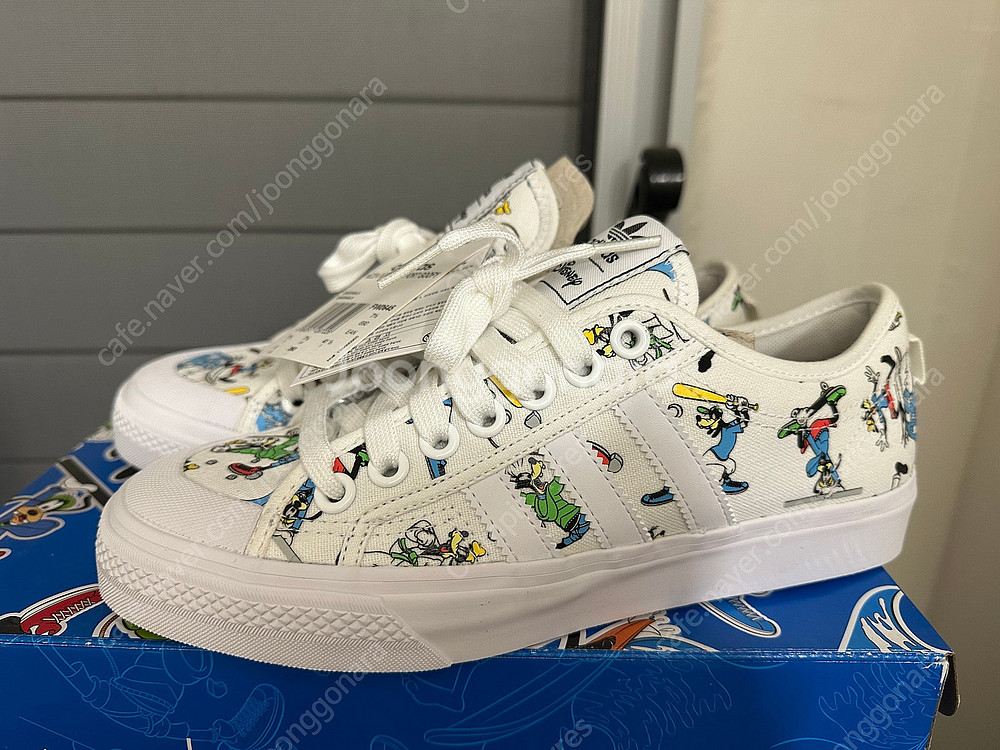 신품 - 아디다스 코리아 정품 니짜 X 디즈니 스포츠 구피 콜라보 에디션 운동화 슈즈 FW0645 사이즈260--7