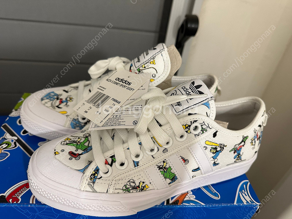 신품 - 아디다스 코리아 정품 니짜 X 디즈니 스포츠 구피 콜라보 에디션 운동화 슈즈 FW0645 사이즈260--8