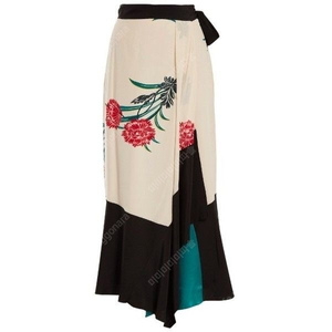 다이앤 본 퍼스텐버그 스커트